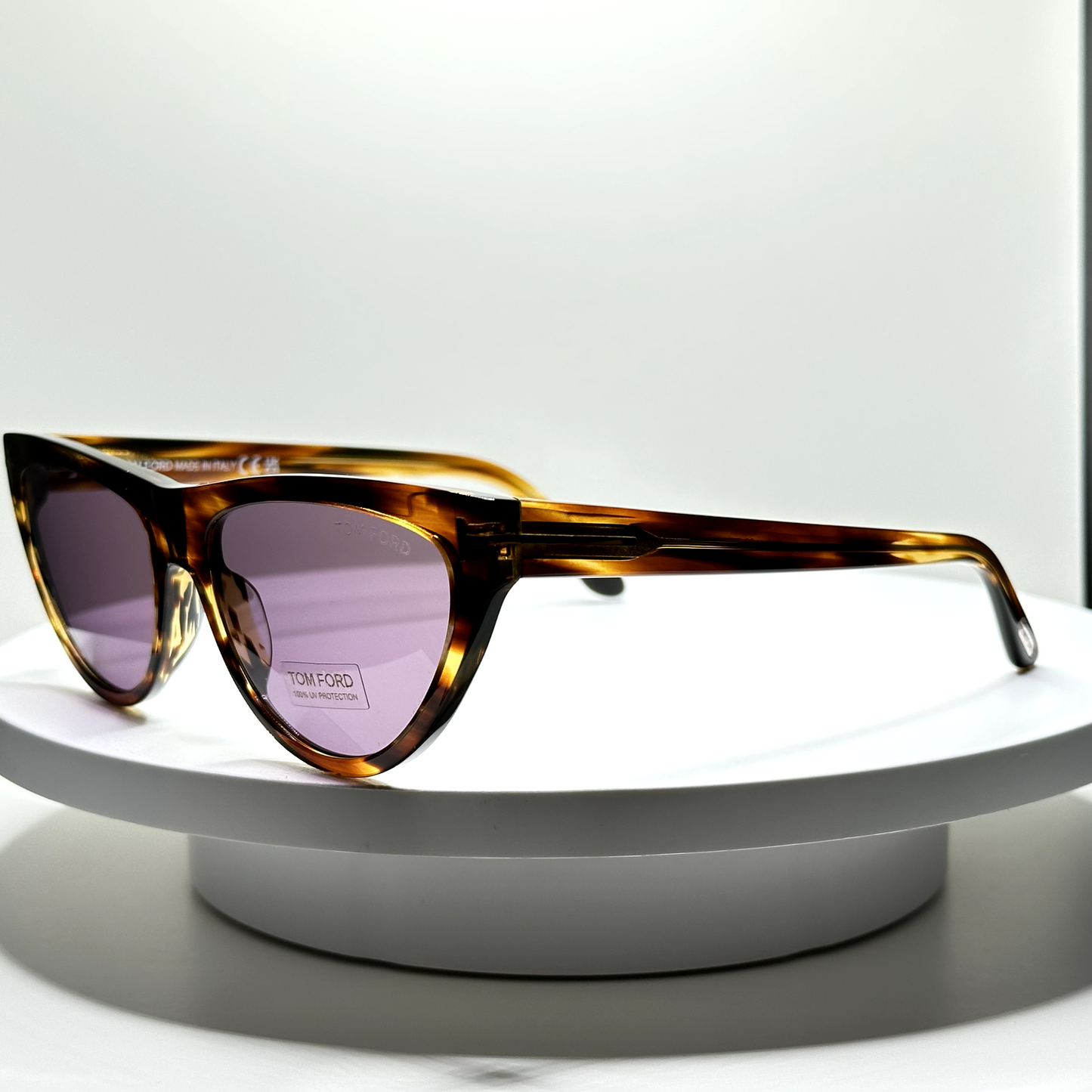 Tom Ford Designer Cat Eye Sunglasses Tortoise Shell Gradient Lens Amber02 FT0990