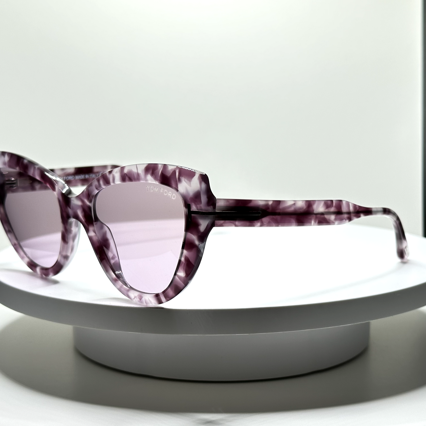 Tom Ford Designer Cat Eye Sunglasses Violet Tortoise Gradient Lens Anya FT0762/S